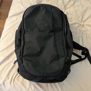 Able Carry Max Backpack Black 30L Xpac